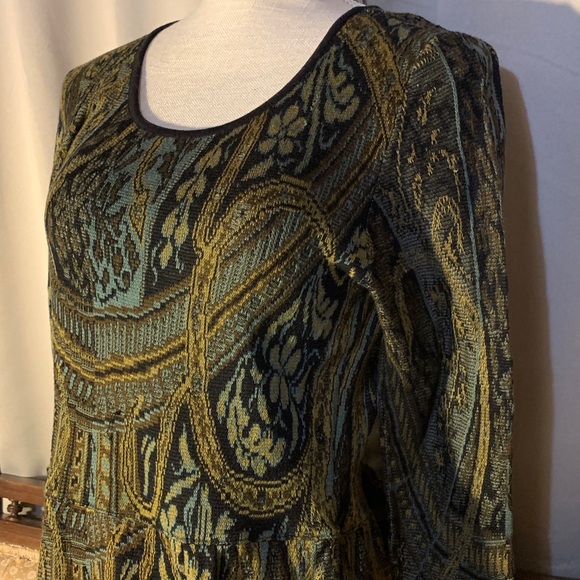 Peruvian Connection Green and Gold Maxi Dress - Picture 4 of 16